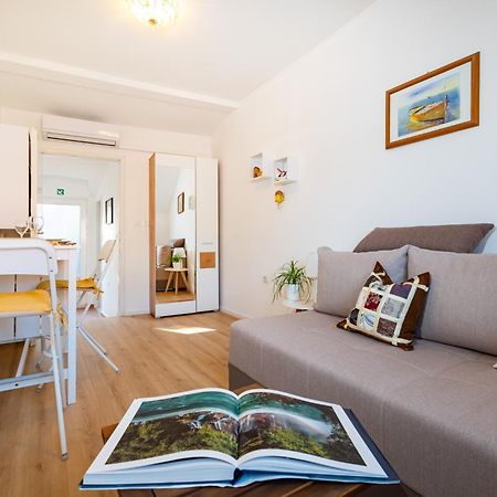 Mediterranean Terrace Apartment With Bikes & Sup สกราดิน ภายนอก รูปภาพ