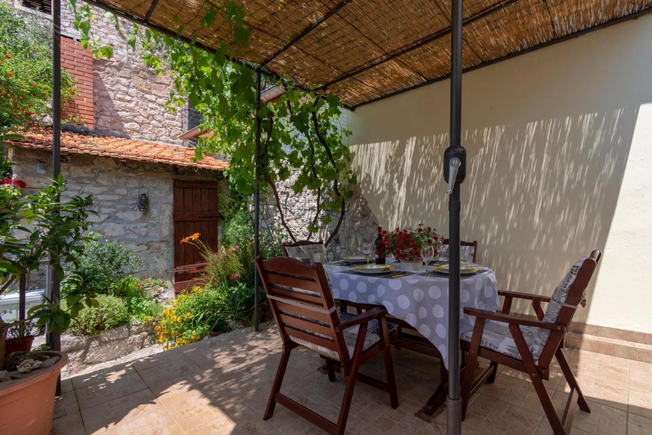 Mediterranean Terrace Apartment With Bikes & Sup สกราดิน ภายนอก รูปภาพ