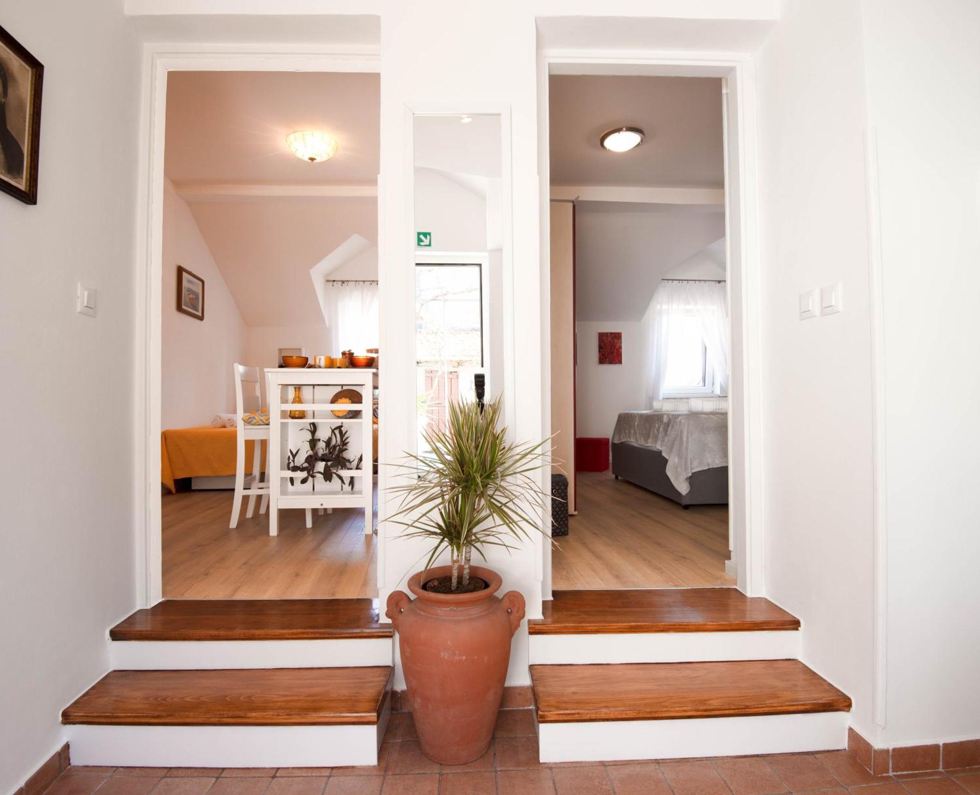 Mediterranean Terrace Apartment With Bikes & Sup สกราดิน ภายนอก รูปภาพ