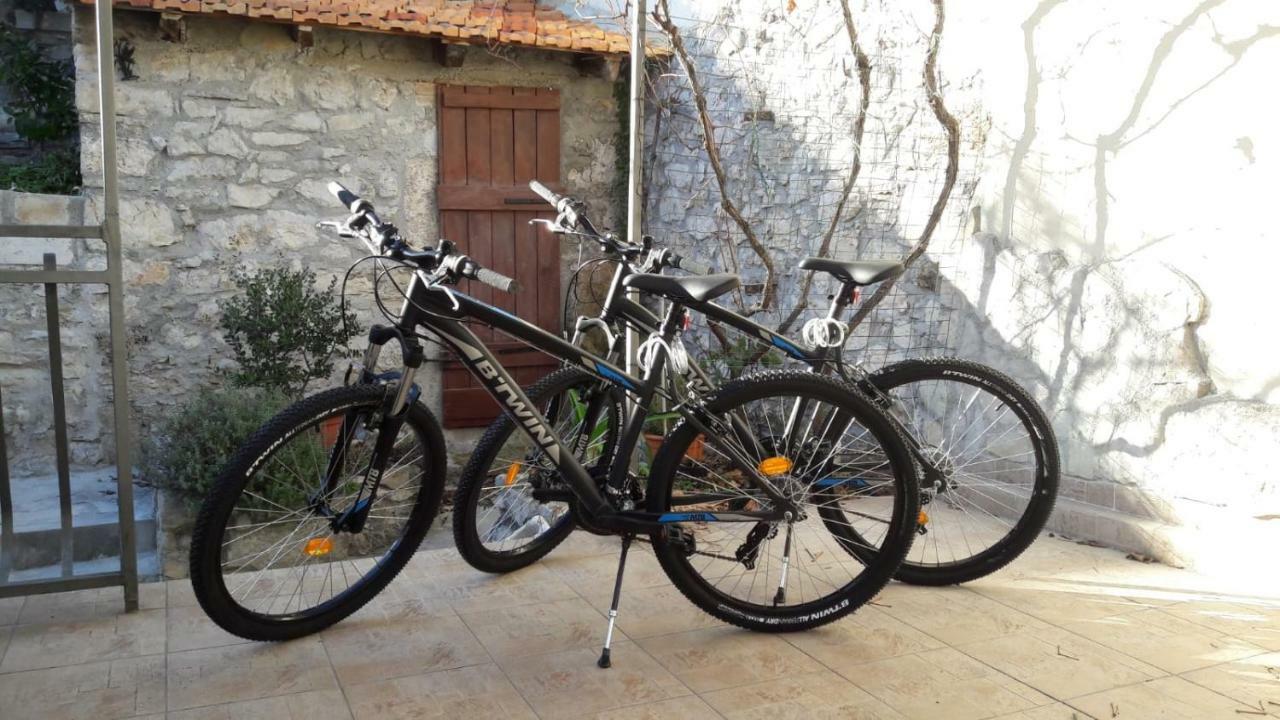 Mediterranean Terrace Apartment With Bikes & Sup สกราดิน ภายนอก รูปภาพ